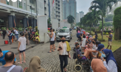 Động đất 6,7 độ Richter làm rung chuyển thủ đô Jakarta và vùng lân cận