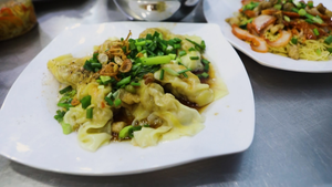 Video: Thưởng thức món sủi cảo nổi tiếng của người Hoa ở TP.HCM