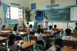 Giáo viên ở TP.HCM: Nghĩ tới thưởng Tết ai cũng buồn, nhiều nơi còn không có