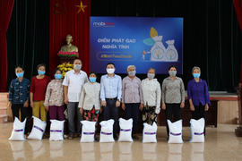 Món quà nhỏ gửi hy vọng lớn đến người lao động xa quê dịp Tết