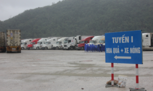 Bắt cán bộ hải quan, cựu công an đưa hối lộ 'xếp lốt' thông quan ở Lạng Sơn