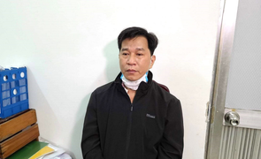 Bắt kẻ bỏ thuốc mê vào bia cho tài xế uống để cướp taxi, trốn truy nã 17 năm