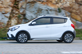 Những chú ý khi thuê xe tự lái dịp Tết