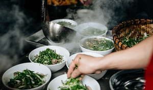 Những tô phở đắt nhất Việt Nam: Hóa ra phở Thìn 90.000 đồng/bát vẫn chưa là gì