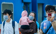 Hà Tĩnh sửa quy định cách ly trẻ em chưa tiêm vaccine khi về quê