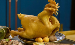 Cách luộc gà cúng ngon, đẹp cho cỗ Tết