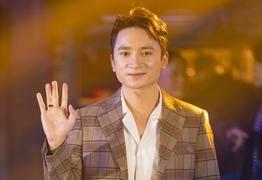 Phan Mạnh Quỳnh: Thành công lớn nhất năm 2021 là... lấy vợ 