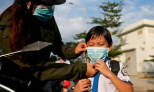 Phụ huynh ở TP.HCM sẵn sàng cho con trở lại trường sau Tết