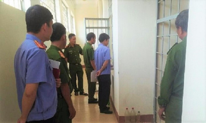 Cựu đại úy công an ở Bình Định trần tình việc bị tước quân tịch