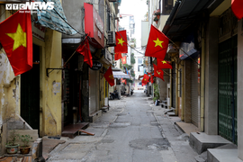 Thanh bình sớm mùng Một Tết