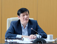 Bộ trưởng Y tế: 'Mục tiêu quan trọng nhất là bảo vệ sức khoẻ nhân dân'