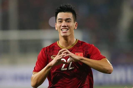 Đội hình tuyển Việt Nam đấu Trung Quốc: Tiến Linh đá chính, Công Phượng dự bị