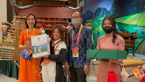 Lần đầu giới thiệu Tết Việt đến bạn bè Trung Đông