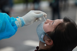 Bộ Y tế cảnh báo nguy cơ gia tăng số ca mắc COVID-19 sau Tết