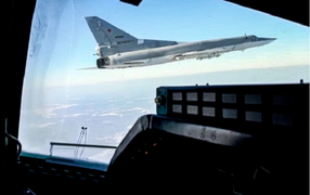 Oanh tạc cơ Nga quần thảo không phận Belarus lúc căng thẳng khu vực gia tăng