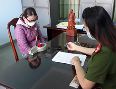 Quảng Nam: Bắt 'nữ quái' chuyên trộm cắp tại tiệm vàng