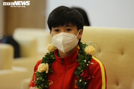 Tuyết Dung: Tuyển nữ Việt Nam từng nhìn đâu cũng thấy khó, chỉ biết kêu trời