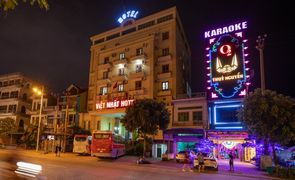 TP Móng Cái mở cửa karaoke, bar, vũ trường