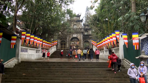 Video: Chùa Hương trước ngày đón khách chính thức sau thời gian dài chống dịch