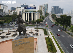 Ảnh: Khu vực tượng đài Trần Hưng Đạo ở TP.HCM thay 'áo mới'