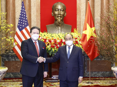 Việt Nam cảm ơn Mỹ hỗ trợ vaccine COVID-19