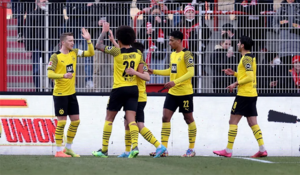 Video: Thắng đậm Union Berlin, Dortmund so kè quyết liệt với Bayern Munich