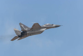 Mỹ lại dùng hình ảnh tiêm kích Nga quảng bá cho trận siêu cúp Super Bowl