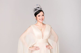 Chuyện đời sóng gió của mỹ nhân Việt hai lần đăng quang Hoa hậu