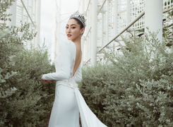 Hoa hậu Lương Thùy Linh đội vương miện 3 tỷ đồng, diện váy cưới 6.000 USD