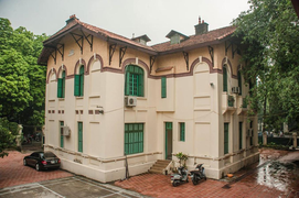 Ủy viên Bộ Chính trị, Bí thư Trung ương Đảng được thuê biệt thự công vụ 500m2