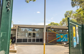 Giáo viên bị bắt vì bán ma túy cho học sinh