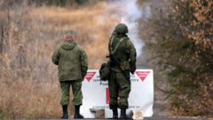 Tình hình căng thẳng, Donbass sơ tán người dân sang Nga