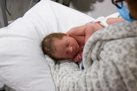 Câu lạc bộ những em bé chào đời lúc 2h22 ngày 22/2/2022