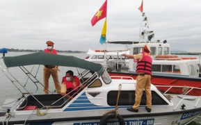 Lật ca nô ở biển Cửa Đại: Công an lấy lời khai, xác định danh tính người bị nạn