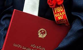 Nhiều ngành 'trắng' giáo sư năm 2021