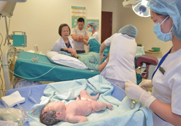 'Chọn mặt gửi vàng' khi lưu máu cuống rốn