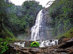 Ngọn thác ẩn mình trong rừng già đẹp bậc nhất Lâm Đồng, cách Đà Lạt không xa