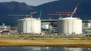 Các tập đoàn khí dầu phương Tây bắt đầu thoái vốn khỏi Nga