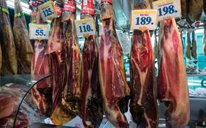 Thịt lợn đắt nhất thế giới, một chiếc đùi có thể lên đến 100 triệu đồng