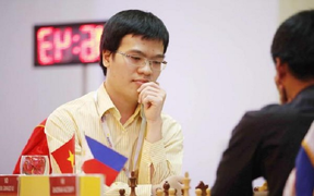 Học sinh, sinh viên trải nghiệm đấu trí với Đại kiện tướng quốc tế Lê Quang Liêm