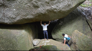 Video: Khám phá hang đá Ba tầng ở Đắk Lắk