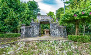 Ngôi làng với ngõ đá và nhà cổ đẹp như tranh, yên bình ‘trốn’ phố thị xứ Quảng