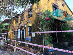 Ngôi nhà cổ 2 tầng ở Hội An hư hỏng nặng sau 2 tiếng đồng hồ chìm trong biển lửa