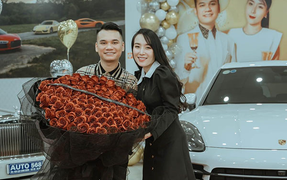 Khắc Việt tặng vợ siêu xe, Thúy Hạnh nhận quà 8/3 siêu đặc biệt
