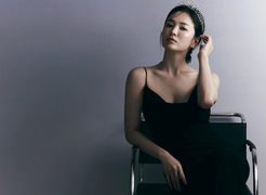 Ảnh quảng cáo sexy và sang chảnh của Song Hye Kyo gây 'sốt’ 