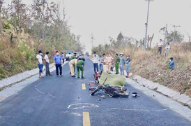 Gia Lai: Xe máy tông nhau, 3 người chết