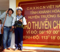 Gạc Ma - Tổ quốc nhìn từ biển: Những vần thơ từ tâm khảm