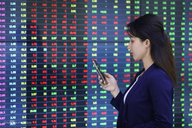 Khối ngoại xả ròng đột biến gần 5.300 tỷ đồng