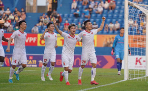 CLB Hải Phòng đòi công bằng, yêu cầu VFF chấn chỉnh trọng tài