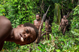 Lối sống như thời nguyên thủy của tộc có tục ăn thịt người hiếm hoi ở Đông Nam Á